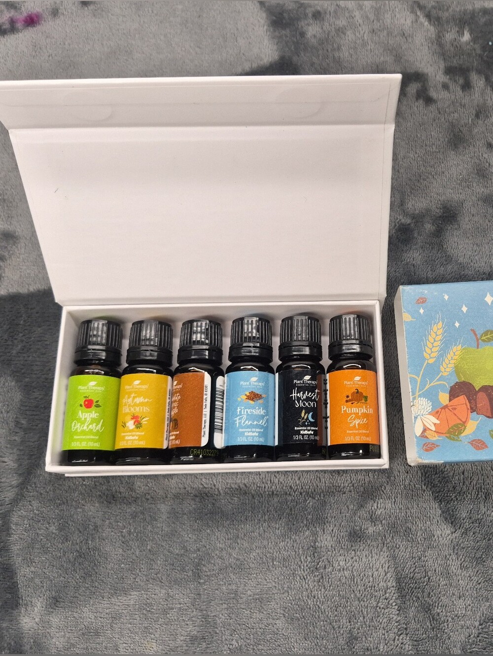 Plant Therapy Lovin Fall Top 6 Essential Oil Set Apple Orchard  Autum Blooms